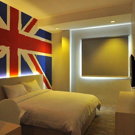 Summer Bed & Breakfast Banjarmasin  Exterior foto